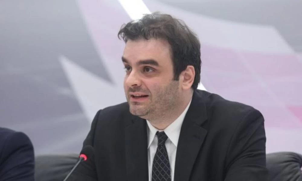Πιερρακάκης: «107.000 ραντεβού για εμβολιασμό κλείστηκαν χτες από τους πολίτες»